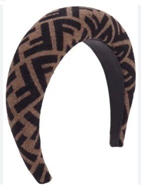NWOT FENDI ICONIC FF ZUCCA LOGO PATTERN HEADBAND